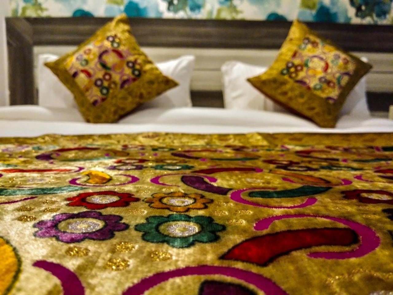 Dwivedi Hotels Hotel Elena Varanasi Luaran gambar
