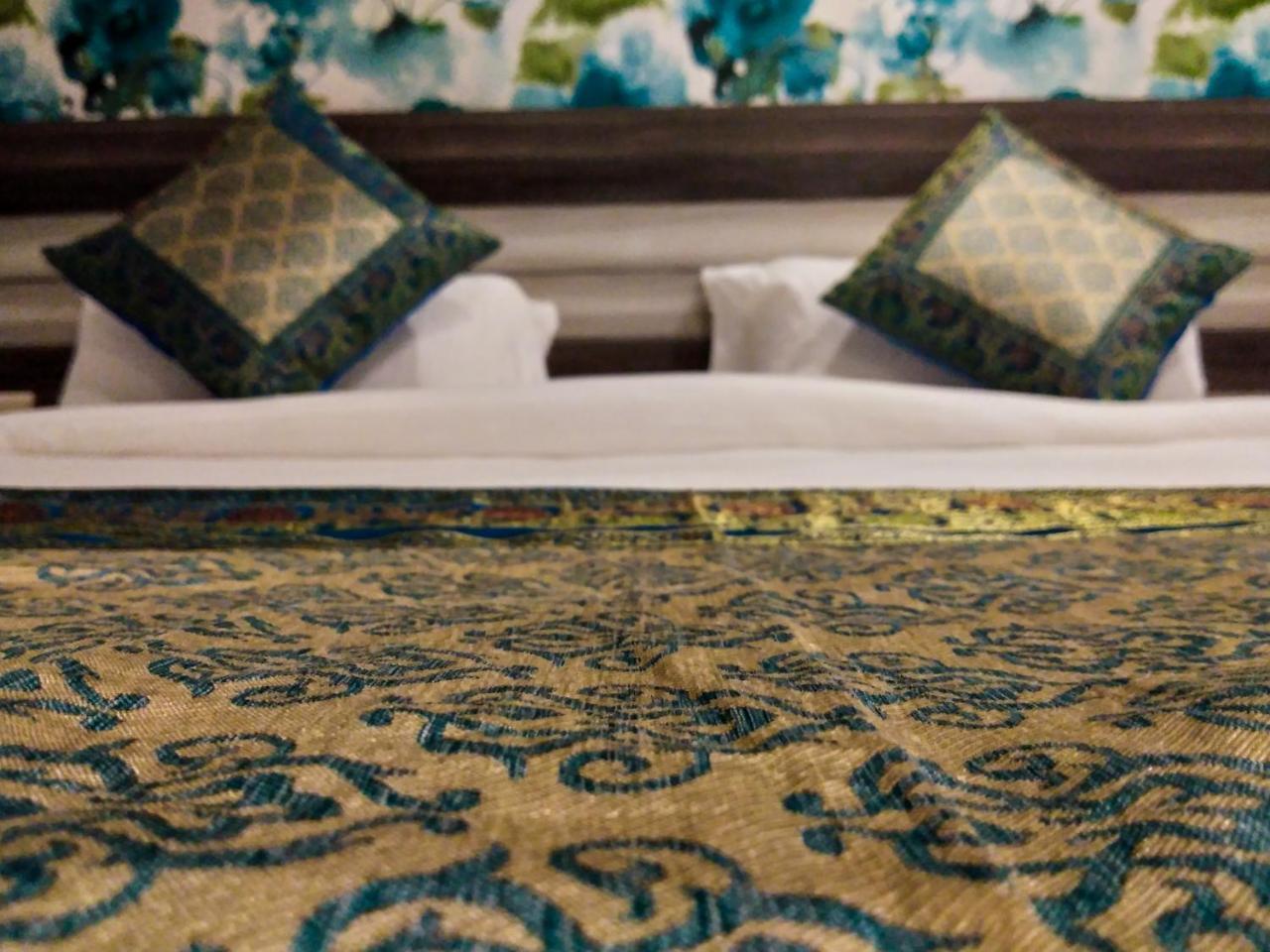 Dwivedi Hotels Hotel Elena Varanasi Luaran gambar