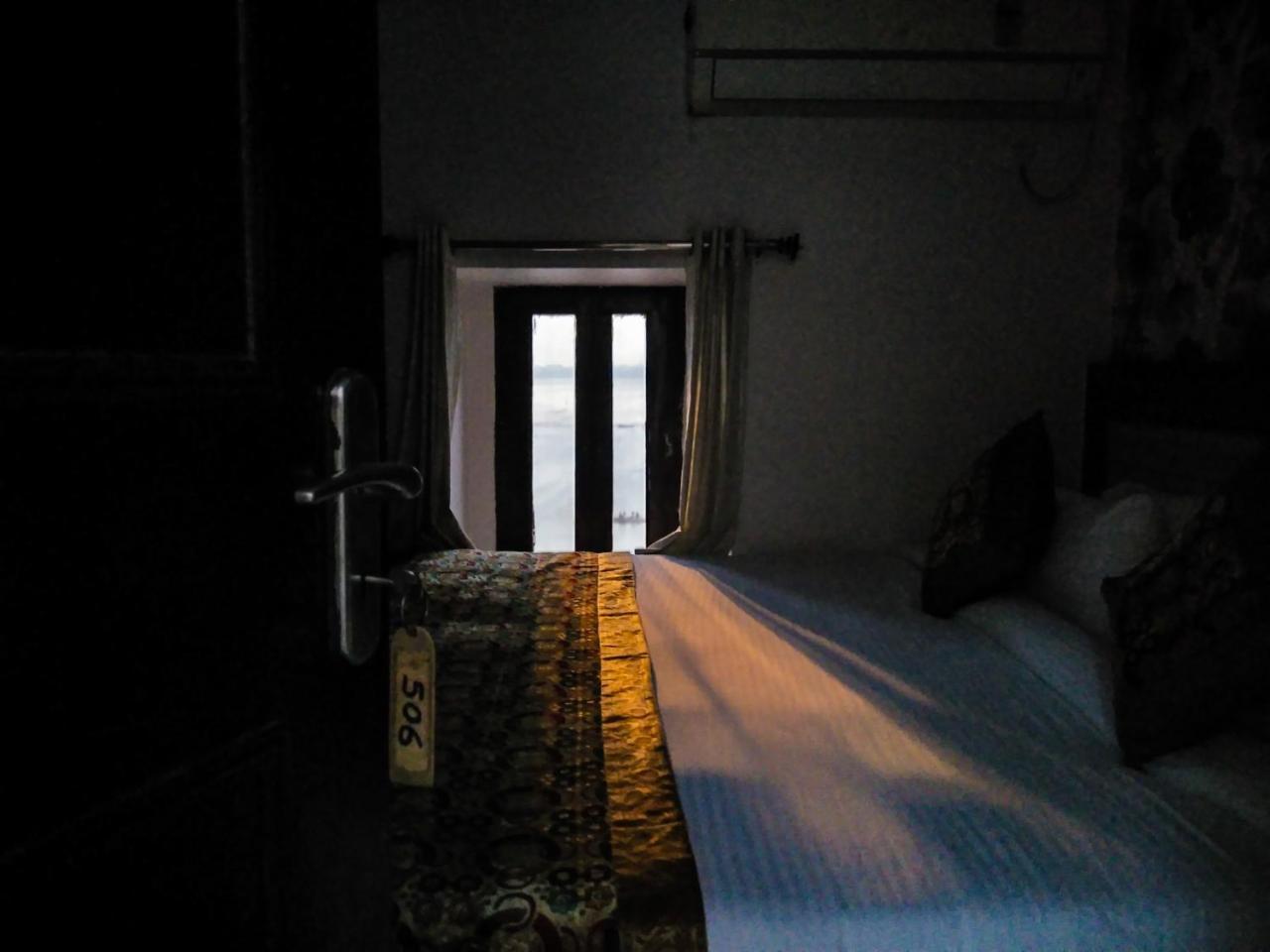 Dwivedi Hotels Hotel Elena Varanasi Luaran gambar