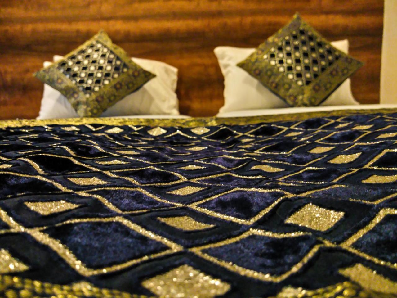 Dwivedi Hotels Hotel Elena Varanasi Luaran gambar
