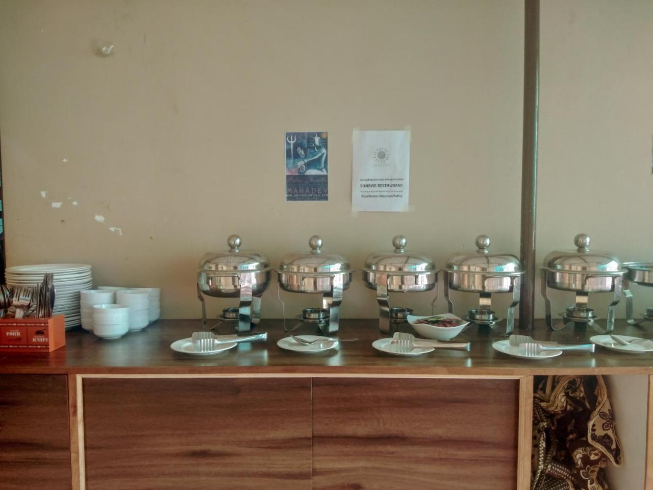 Dwivedi Hotels Hotel Elena Varanasi Luaran gambar