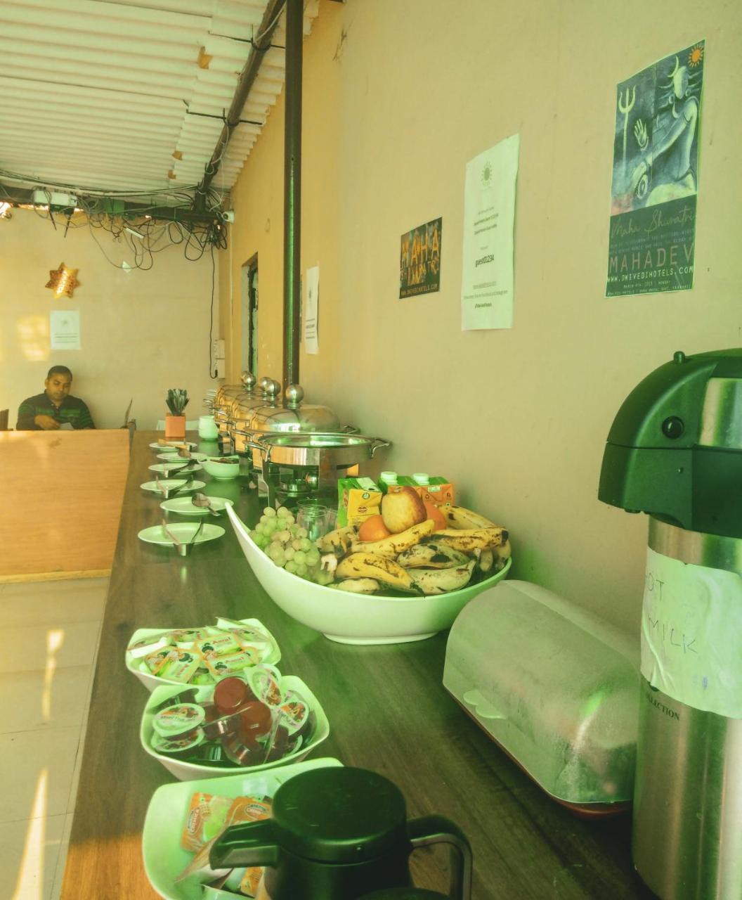 Dwivedi Hotels Hotel Elena Varanasi Luaran gambar