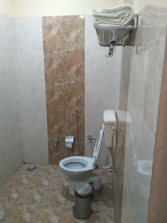 Dwivedi Hotels Hotel Elena Varanasi Luaran gambar